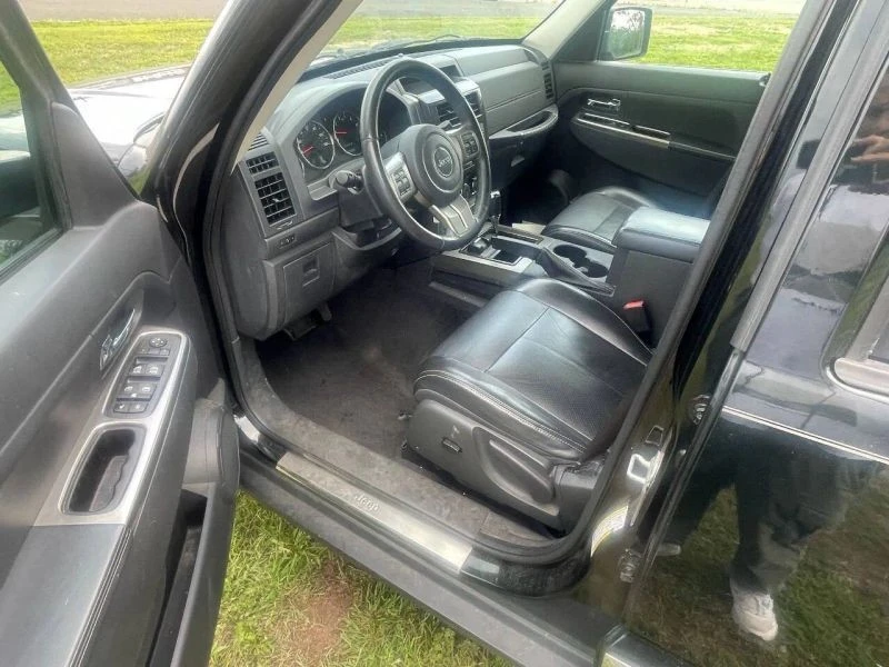 2012 Jeep KK Liberty - Image 10 of 12