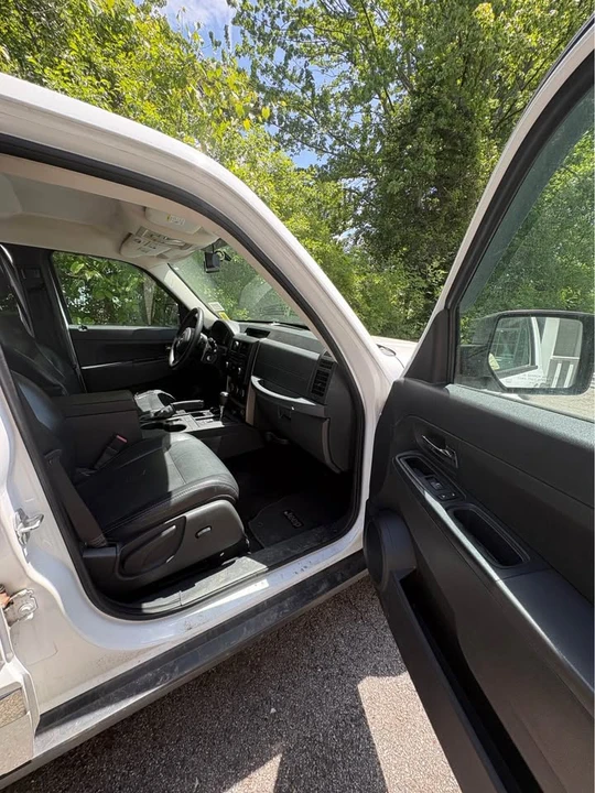 2012 Jeep KK Liberty - Image 10 of 13