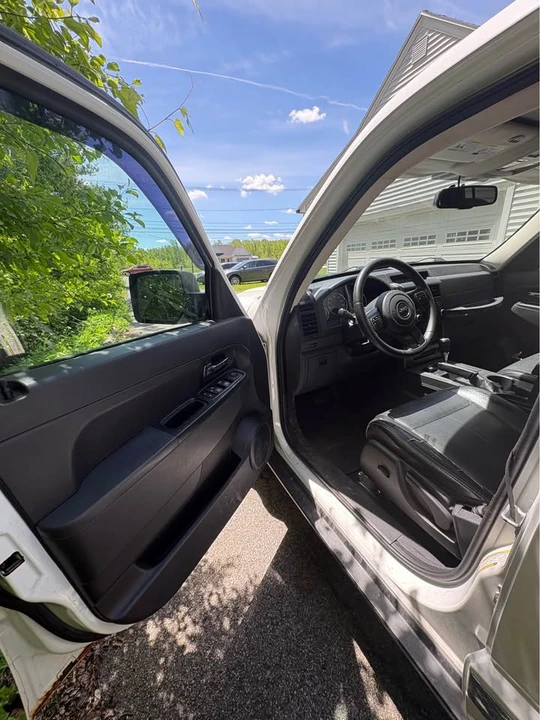 2012 Jeep KK Liberty - Image 8 of 13