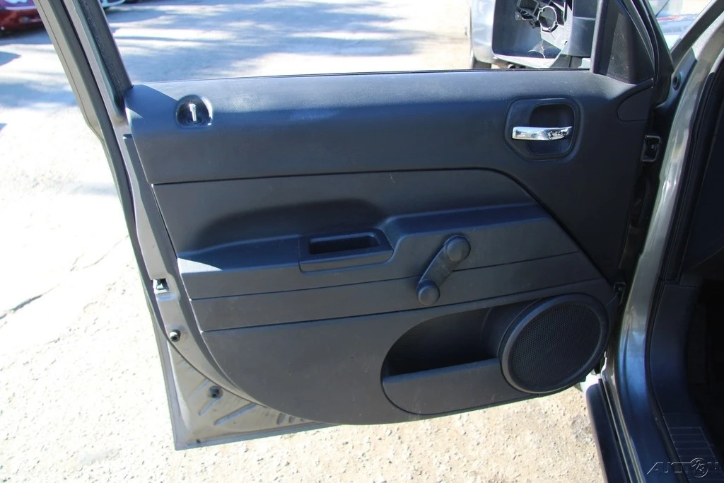 2012 Jeep Patriot - Image 12 of 21