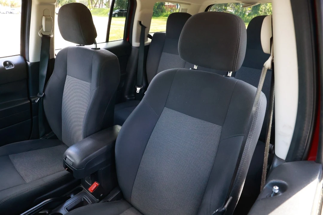 2012 Jeep Patriot - Image 6 of 12