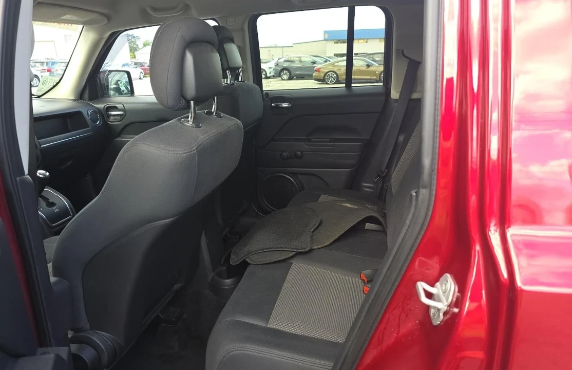 2012 Jeep Patriot - Image 9 of 10