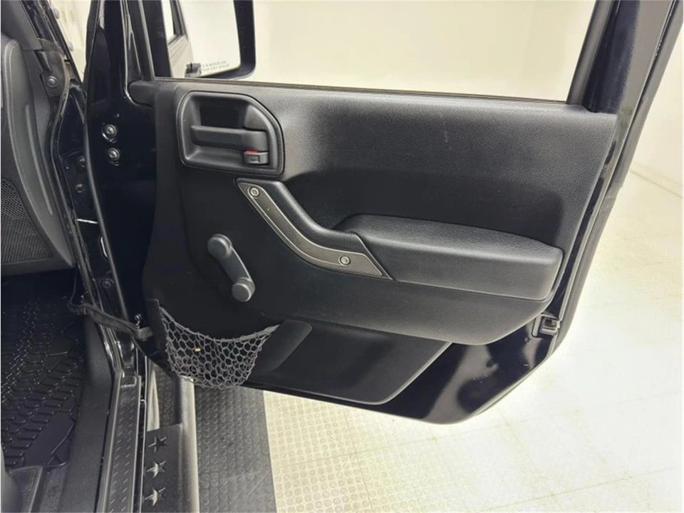 2012 Jeep JK Wrangler - Image 27 of 31