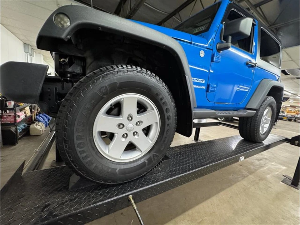 2012 Jeep JK Wrangler - Image 26 of 31