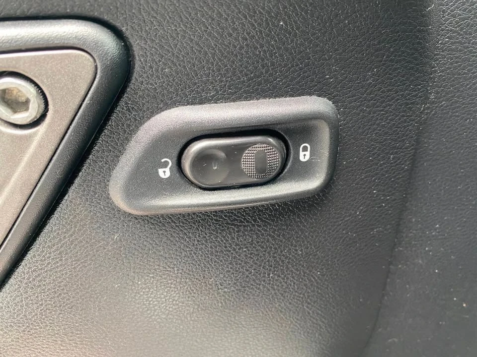 2012 Jeep JK Wrangler - Image 16 of 20