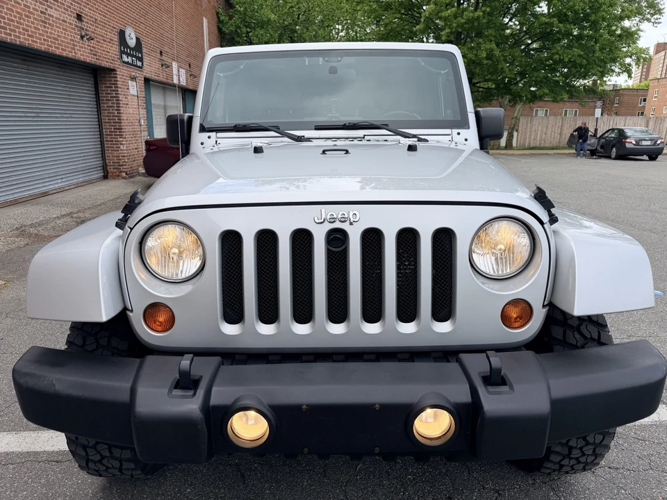 2012 Jeep - Image 10 of 20