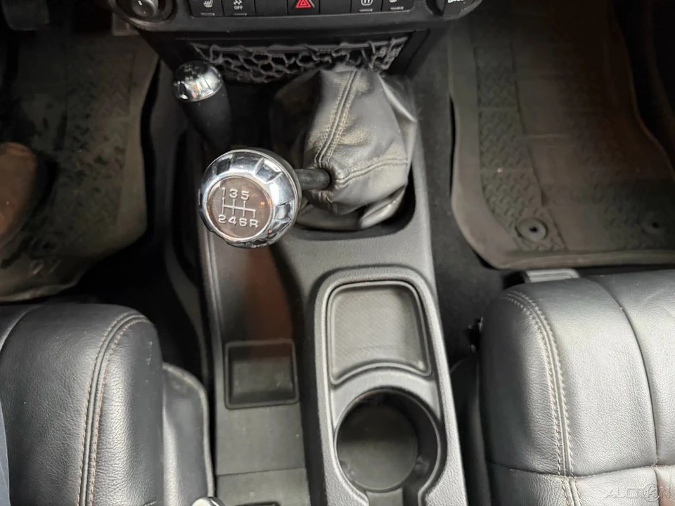 2012 Jeep JK Wrangler - Image 19 of 21
