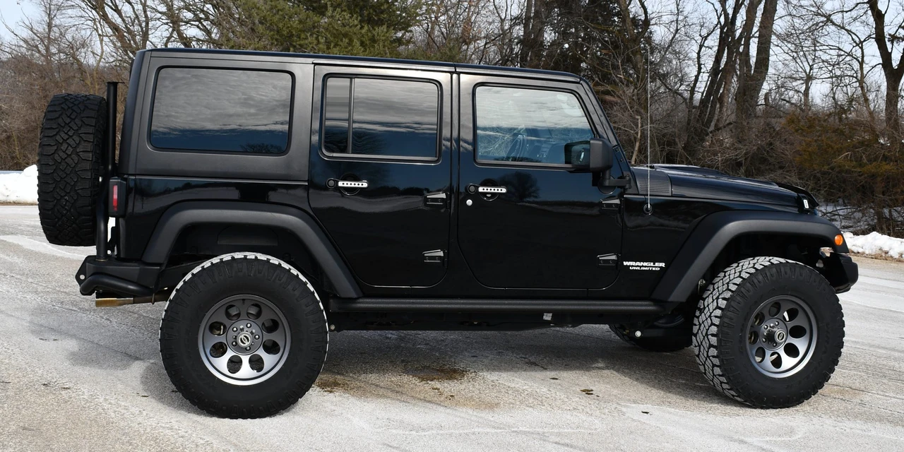2012 Jeep JK Wrangler - Image 27 of 31