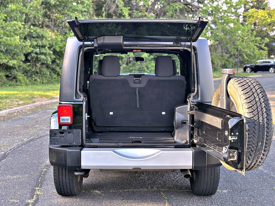 2012 Jeep JK Wrangler - Image 16 of 19