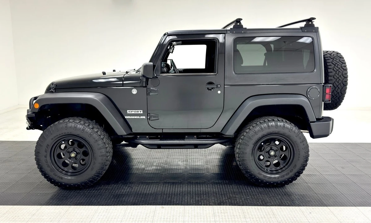 2012 Jeep - Image 2 of 31