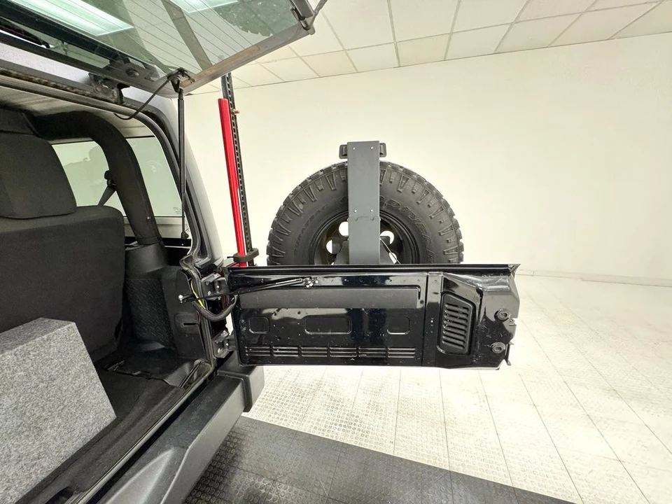2012 Jeep - Image 22 of 31