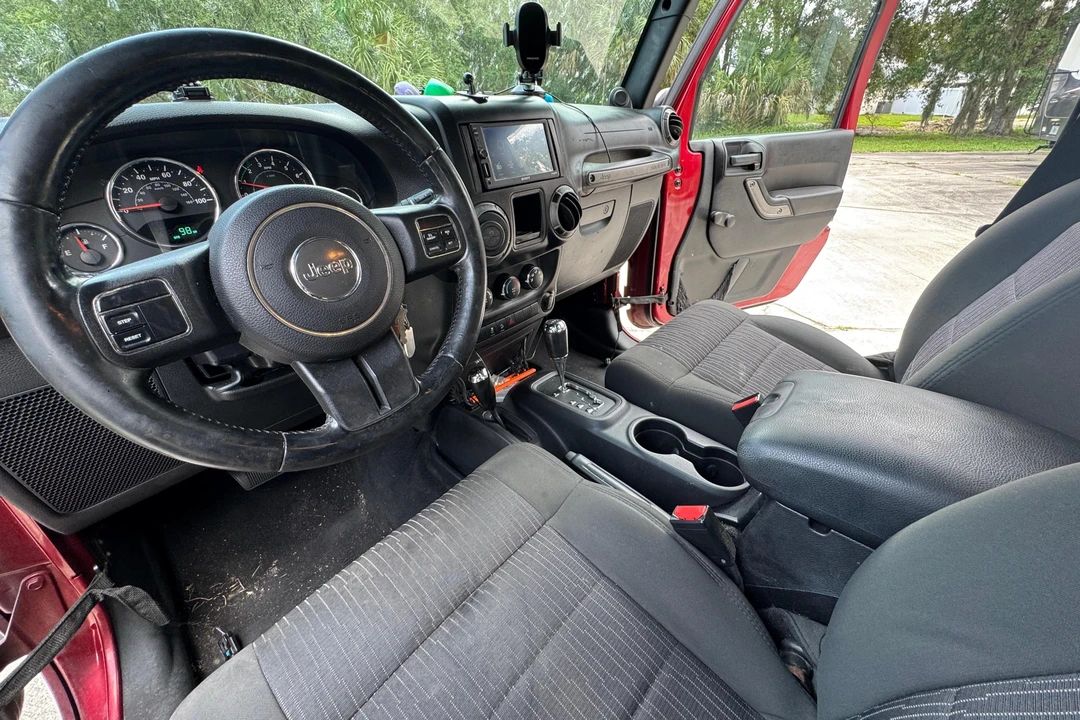 2012 Jeep JK Wrangler - Image 25 of 31