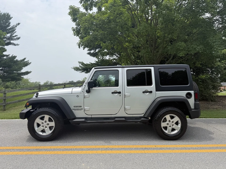 2012 Jeep JK Wrangler - Image 8 of 31