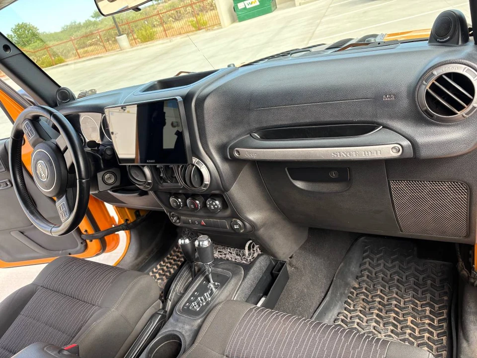 2012 Jeep JK Wrangler - Image 10 of 23