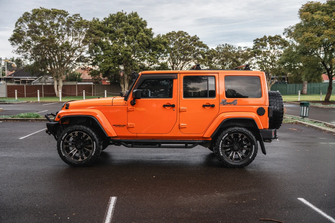 2012 Jeep JL Wrangler - Image 4 of 31