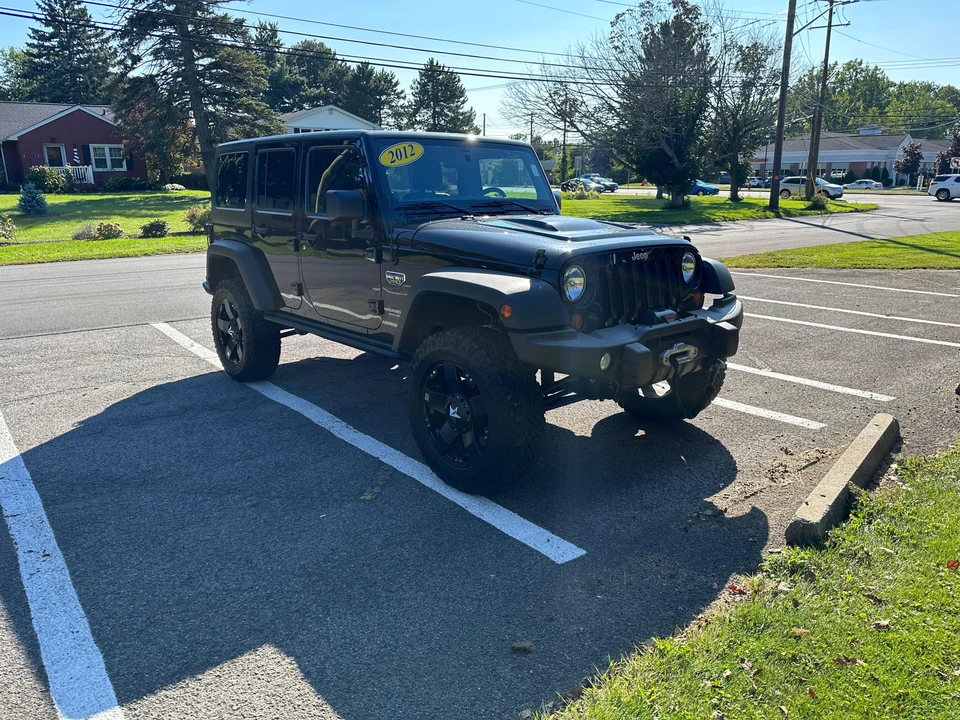 2012 Jeep JK Wrangler - Image 25 of 31