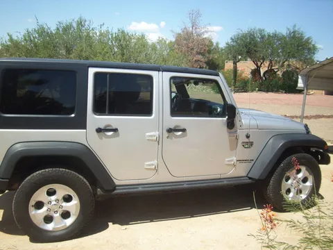2012 Jeep Wrangler Unlimited Rubicon Recon