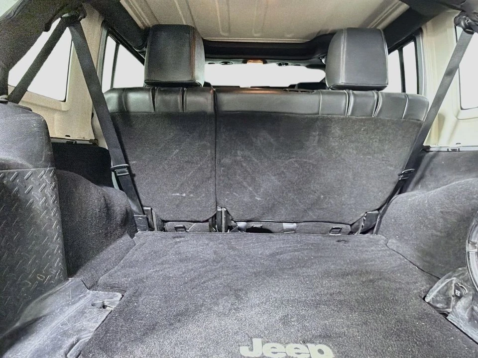 2012 Jeep JK Wrangler - Image 24 of 31