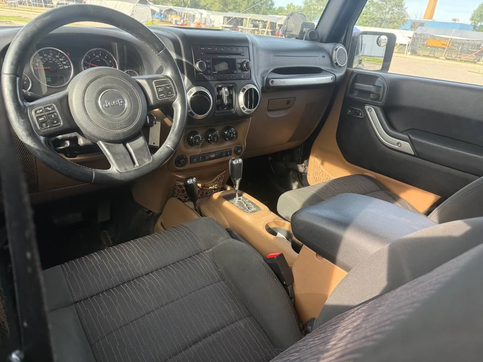 2012 Jeep JK Wrangler - Image 14 of 15