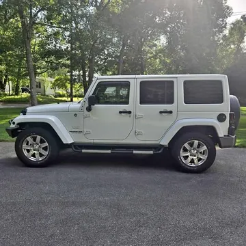 2012 Jeep Wrangler Unlimited Sahara (JK) Sport Utility 4D