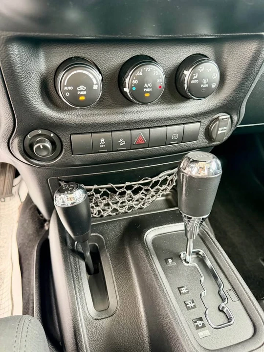 2012 Jeep JK Wrangler - Image 17 of 20