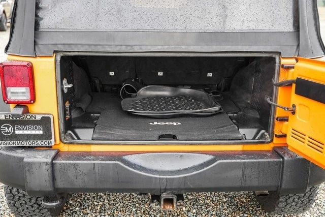2012 Jeep - Image 23 of 31