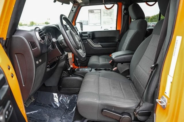 2012 Jeep - Image 17 of 31