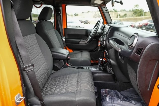 2012 Jeep - Image 16 of 31