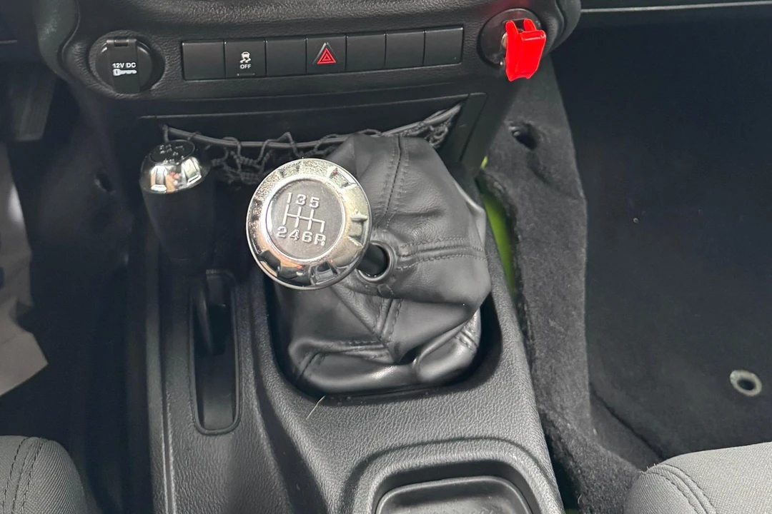 2012 Jeep JK Wrangler - Image 24 of 31