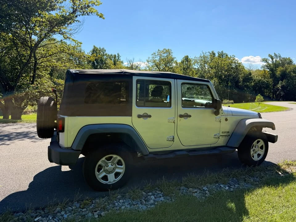 2012 Jeep JK Wrangler - Image 6 of 9