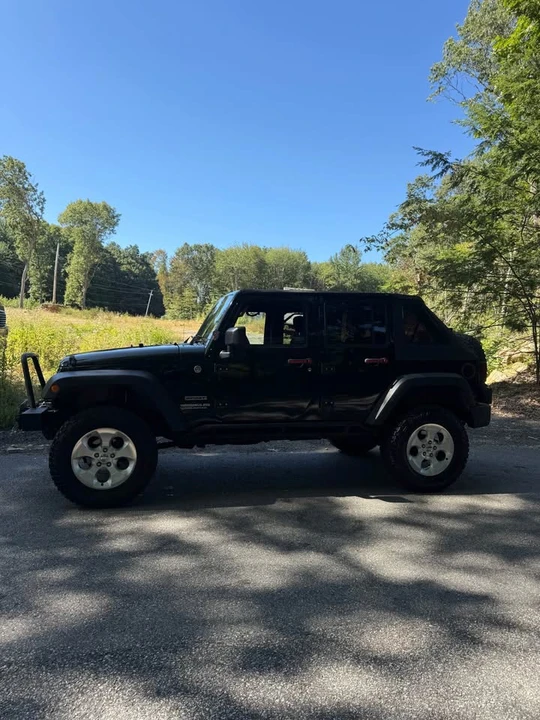 2012 Jeep JK Wrangler - Image 2 of 9