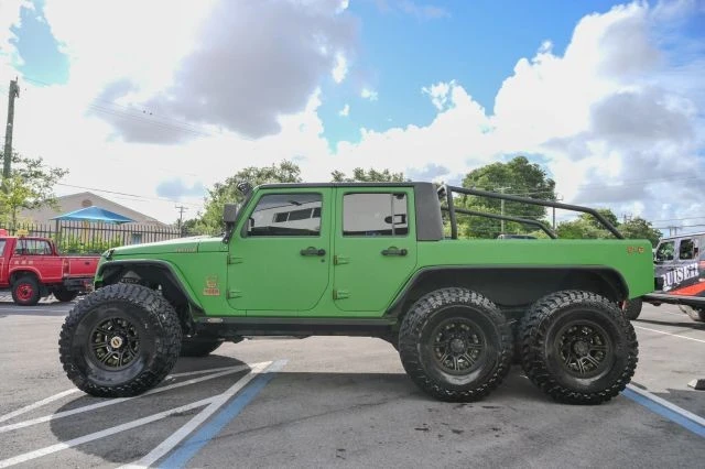 2012 Jeep Wrangler - Image 6 of 31