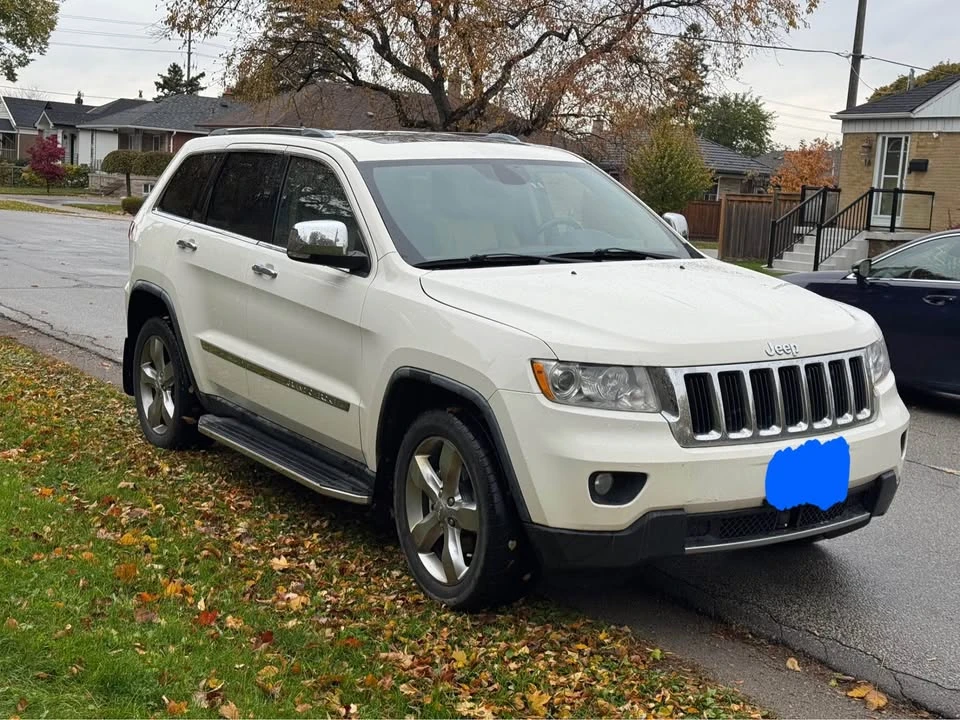 2012 Jeep WK2 Grand Cherokee - Image 2 of 8