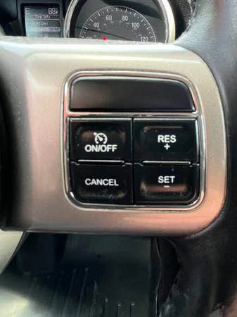 2012 Jeep WK2 Grand Cherokee - Image 15 of 17