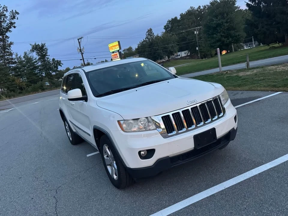 2012 Jeep WK2 Grand Cherokee - Image 2 of 19