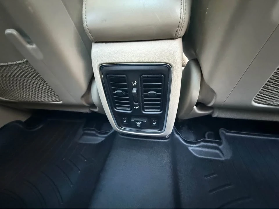 2012 Jeep WK2 Grand Cherokee - Image 13 of 20