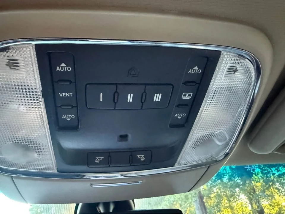 2012 Jeep WK2 Grand Cherokee - Image 19 of 20