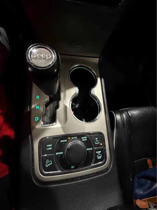 2012 Jeep WK2 Grand Cherokee - Image 8 of 12