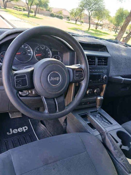 2012 Jeep KK Liberty - Image 5 of 11