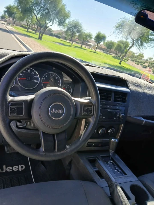 2012 Jeep KK Liberty - Image 7 of 11