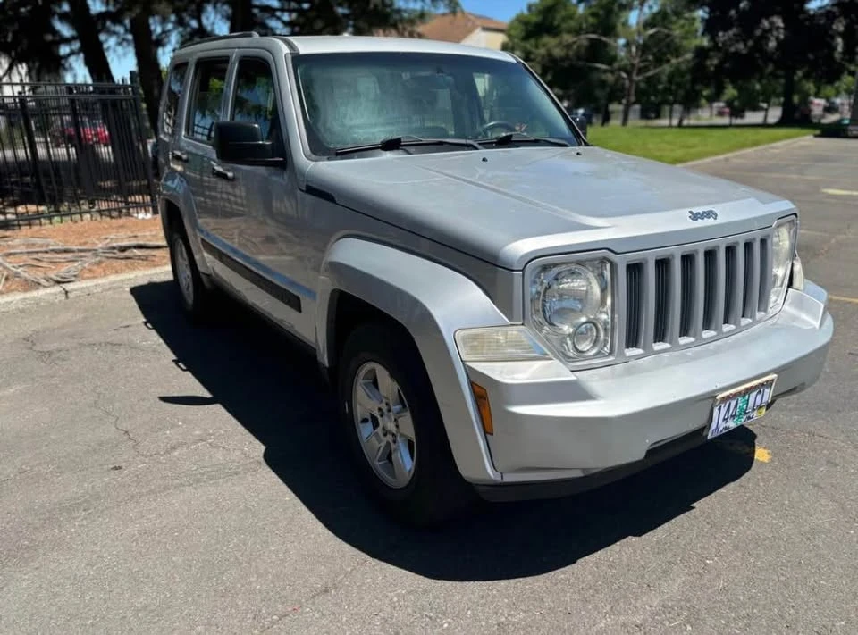 2012 Jeep KK Liberty - Image 4 of 12