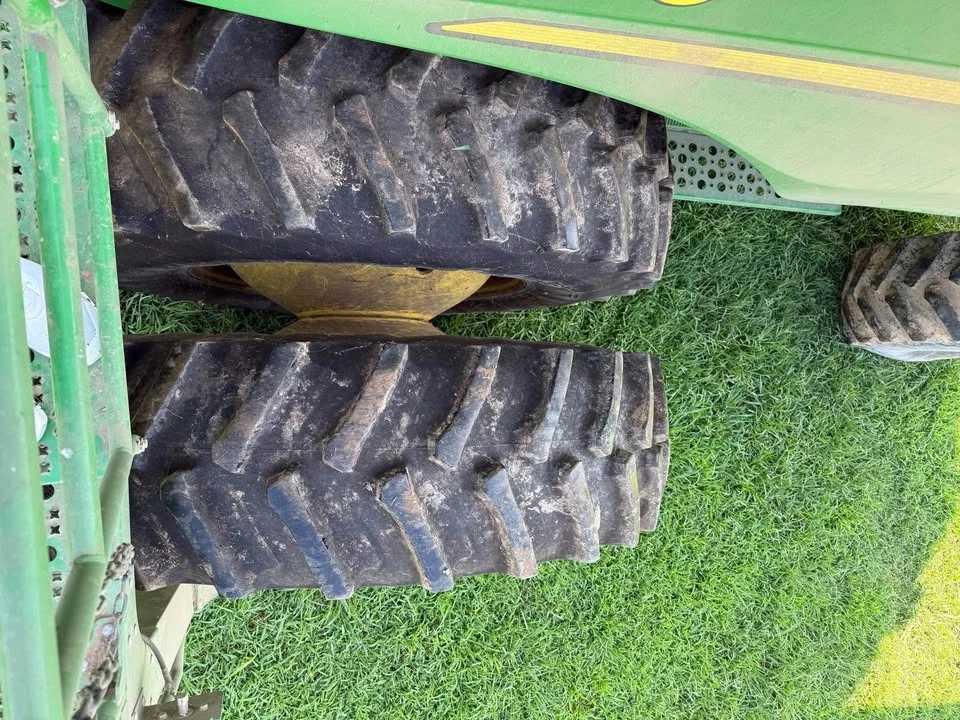 2012 John Deere - Image 5 of 5