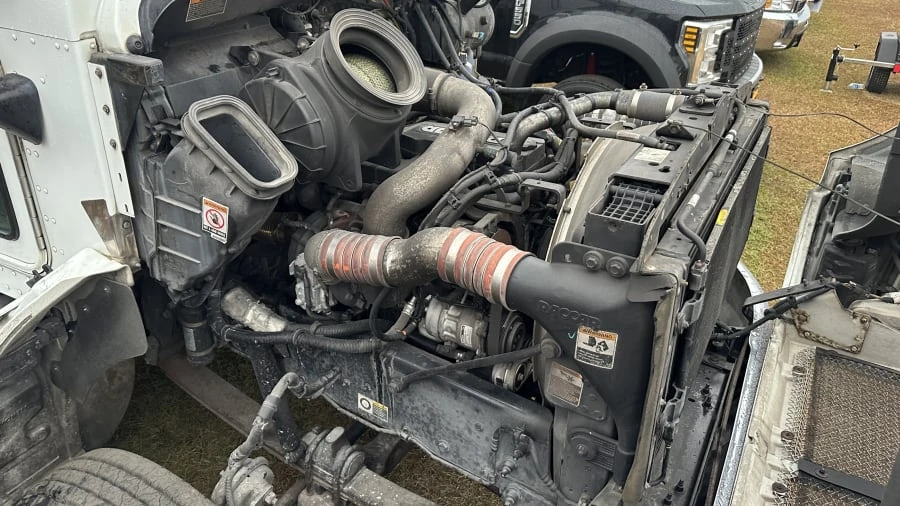 2012 Kenworth - Image 6 of 6