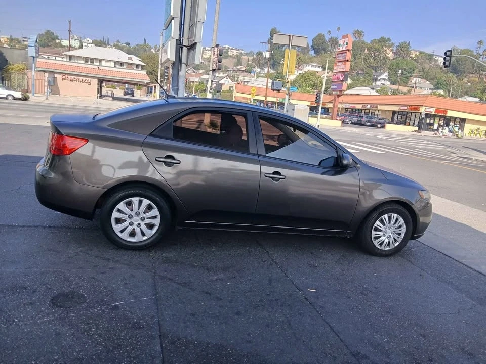 2012 Kia Forte - Image 3 of 11
