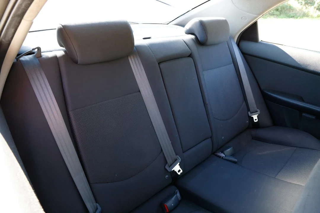 2012 Kia Forte - Image 14 of 21