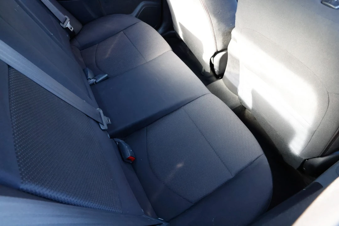 2012 Kia Forte - Image 12 of 21