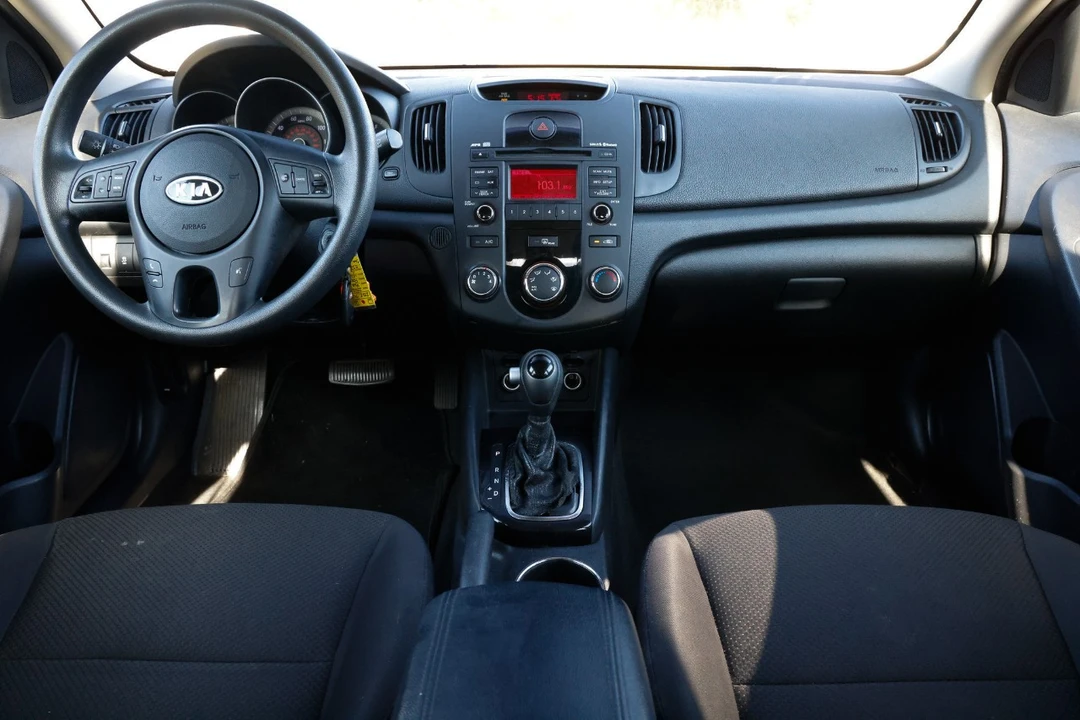 2012 Kia Forte - Image 21 of 21
