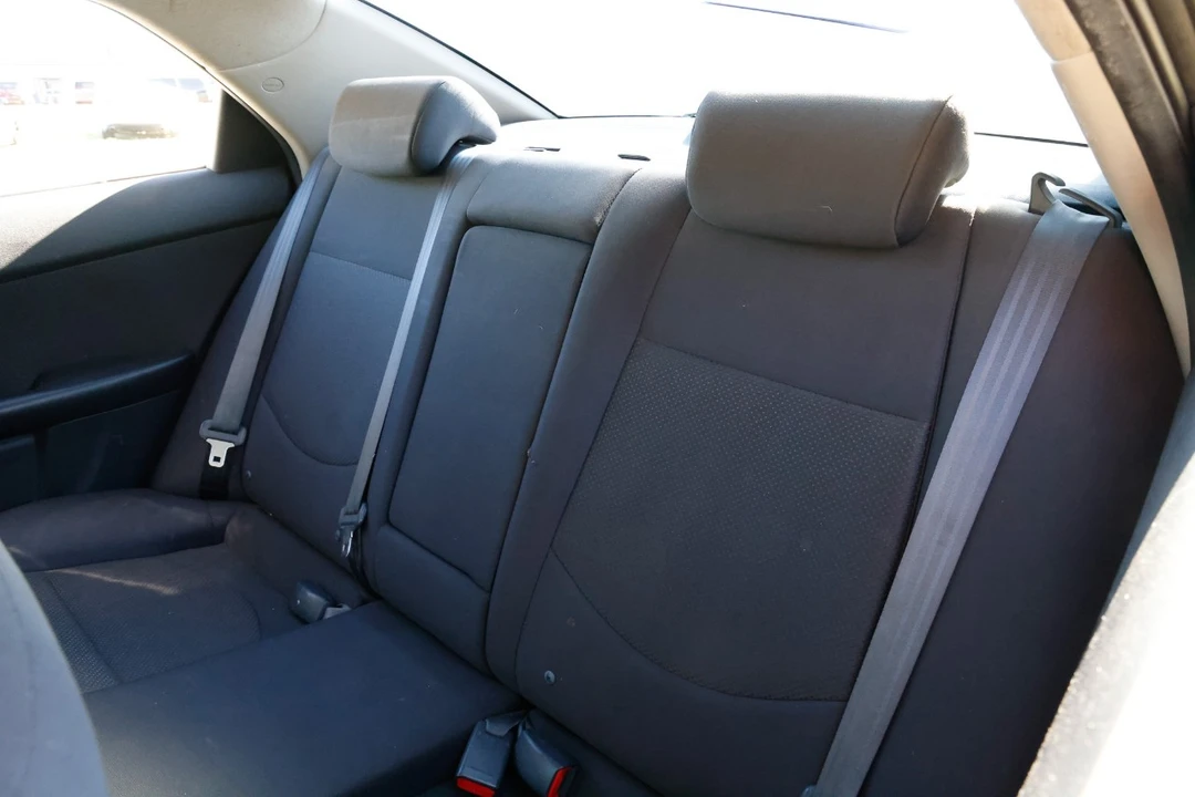 2012 Kia Forte - Image 8 of 21
