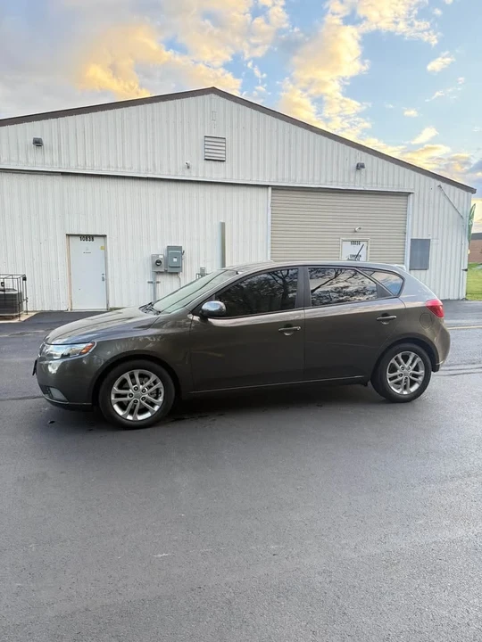 2012 Kia Forte - Image 6 of 14