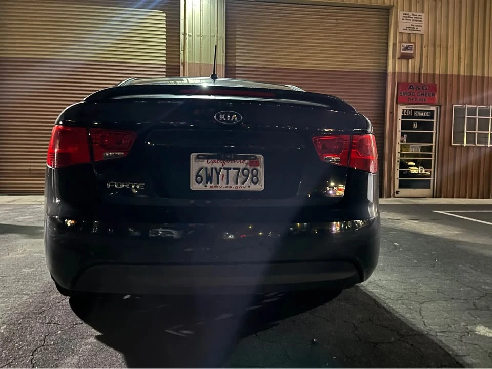 2012 Kia Forte - Image 5 of 8